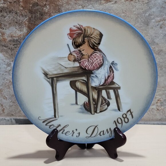 Schmid Hummel Mothers Day 1987 Mothers Little Learner Decorative Wall Plate - Picture 8 of 12